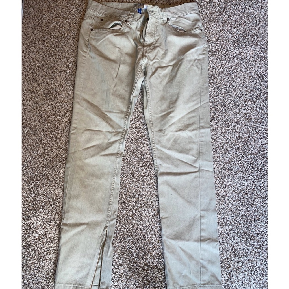 Men’s Khaki jeans